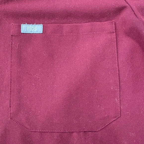 Figs scrub top - Picture 3 of 3